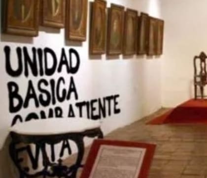 Las pintadas montoneras que parecían ser un homenaje al grupo guerrillero, no son reales, sino montajes trucados que circularon en las redes sociales