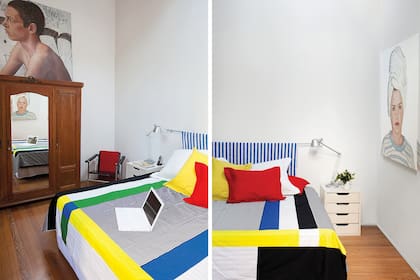 Las pinturas, firmadas por Cristina, son retratos de sus hijos Mateo y Azul. Cubrecama (Ikea París), almohadones (Arredo) y respaldo hecho con tela a rayas colgando de un barral.