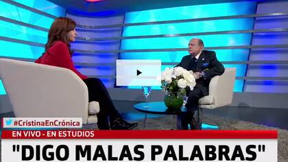 Las placas del Crónica durante la entrevista con Cristina Kirchner