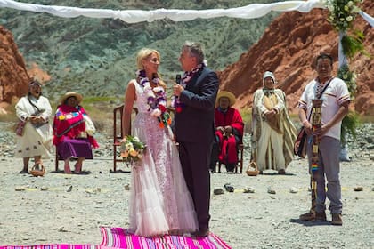 Las postales del casamiento indígena de Gerardo Morales y Tulia Snopek