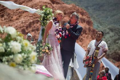 Las postales del casamiento indígena de Gerardo Morales y Tulia Snopek