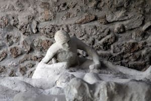 Una pasión entre muertes, lava y cenizas en Pompeya