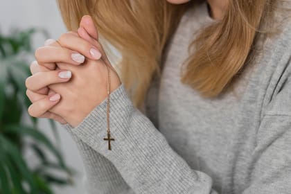 Las prácticas incluyen ceremonias religiosas, ayuno y momentos de recogimiento