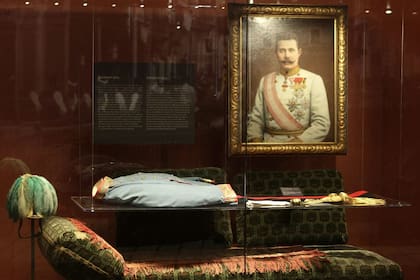 Las prendas ensangrentadas de los herederos del Imperio Austro-Húngaro, la primera sangre derramada en ese conflicto mundial