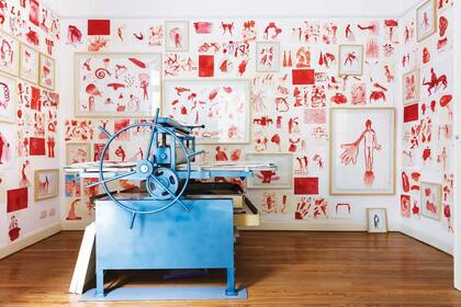 Las prensas Copotelli son de industria argentina, muy populares entre artistas que realizan grabado. Parecen pesadas y antiguas, pero en realidad son livianas y fáciles de usar.