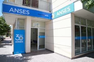 Quiénes cobran prestaciones de la Anses esta semana