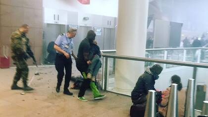 Las primeras imágenes del atentado muestran la magnitud de las explosiones