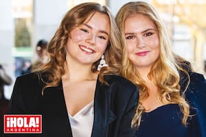 Las princesas Amalia y Ariane “eclipsaron” a su madre con sus looks en un evento Róterdam