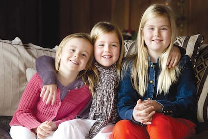Las princesas Amalia, Alexia y Ariane, durante la Navidad que pasaron en Villa La Angostura, en 2012.