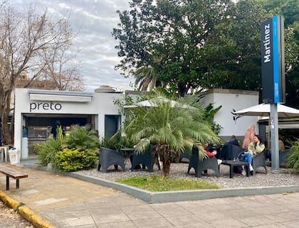 Las propuestas se encuentran a pasos de la estación de tren.