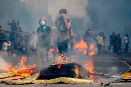 Las protestas comenzaron el viernes debido al alza de la tarifa del subte de 800 a 830 pesos