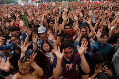 La marcha más grande de la historia de Chile fue contra la desigualdad provocada por su modelo económico