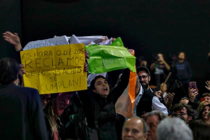 Las protestas en la apertura de la Feria del Libro