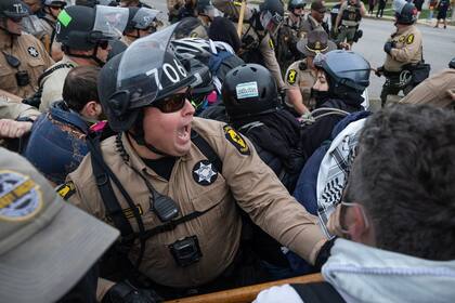 Las protestas se dispararon y la jueza citó a autoridades migratorias a dar explicaciones