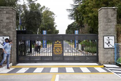 Las puertas del predio de Ezeiza solo se abrieron para los dirigentes: la prensa no pudo ingresar a la Asamblea