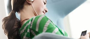 Cómo descargar música al celular en simples pasos