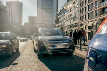 Las recomendaciones sobre limitar la carga al 80% también buscan maximizar la longevidad de las baterías y mejorar la seguridad en estos entornos