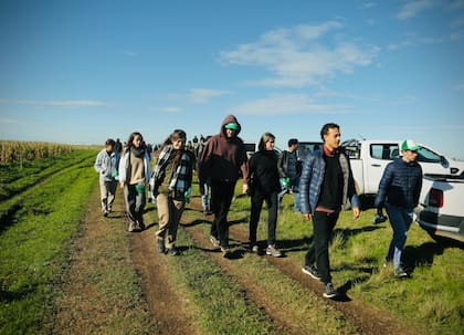 Las recorridas técnicas y charlas con productores forman parte de la propuesta educativa de Aulacampo