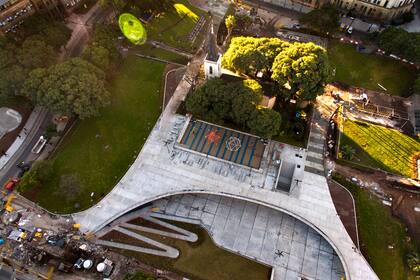 Las reformas llevadas a cabo en la Plaza Houssay desde el dron de LA NACION