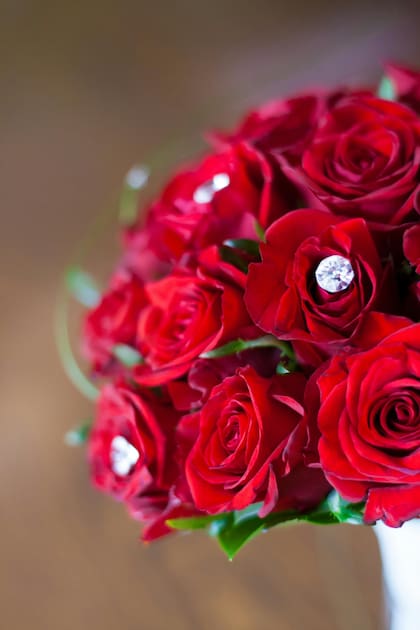 Las rosas rojas continúan como uno de los regalos más populares de San Valentín (Pexels/Karolina Grabowska)