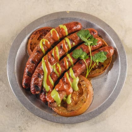 Las salchichas de Eretz se elaboran artesanalmente.