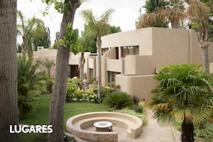 Con suites XL y piletas privadas, acaba de abrir en un barrio top cerca de la ciudad