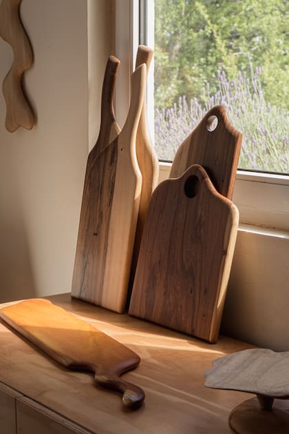 Las tablas de madera, uno de los objetos distintivos de Nobles Pensamientos.