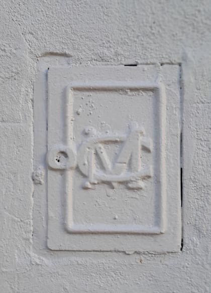 Las tapas de la Corporación Municipal, vestigios de la antigua organización política de la ciudad de Buenos Aires