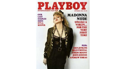 La figurita difícil, Madonna posó para la revista en septiembre de 1985. Es la más coleccionable junto con la primera edición de Marilyn. Aún es un misterio saber cuanto cobró la cantante