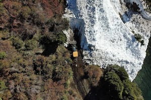 Liberaron el camino bloqueado por una avalancha, pero dos provincias siguen en vilo por nuevas nevadas