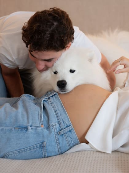 Las tiernas fotos de la familia Álvarez - Ferrero (Foto: Instagram @juliaanalvarez)