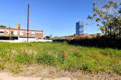 Las tierras contienen deudas por más de $5,9 millones