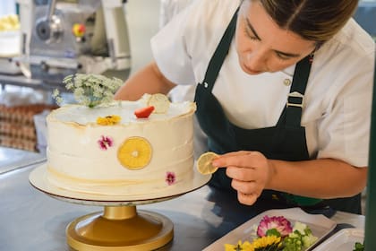 Las tortas de diseño son las joyas de esta nueva pastelería.