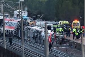 Choques de trenes en España: qué se sabe hasta ahora de los dos accidentes y cómo avanza la investigación