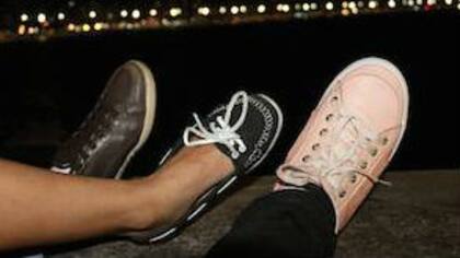 Las tres mujeres aseguran que convivir juntas fue natural, pero ahora precisan agrandar su cama