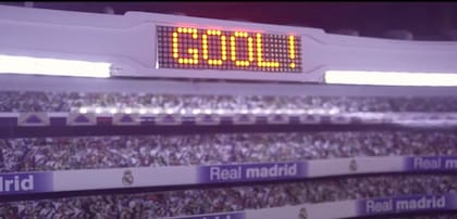 Las tribunas del Estadio Santiago Bernabéu, representadas en el metegol