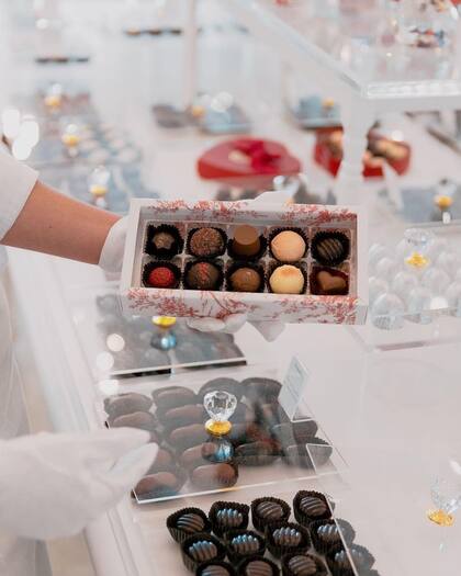 Las trufas y bombones de Vasalissa se elaboran con la más alta calidad de chocolate.