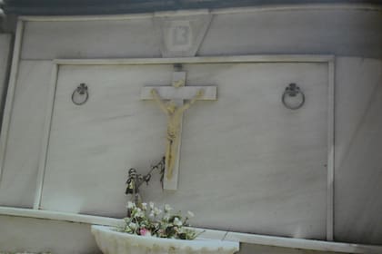Las tumbas sin nombre donde yacen los personajes que inspiraron a Lorca para "Bodas de sangre"