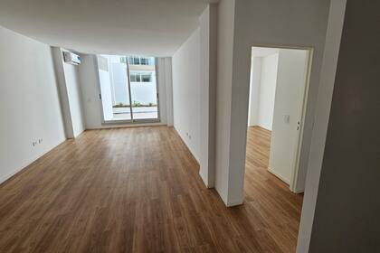 Las unidades de dos y tres ambientes se vendieron a un precio de cierre promedio de US$1629/m² y US$1631/m², respectivamente.