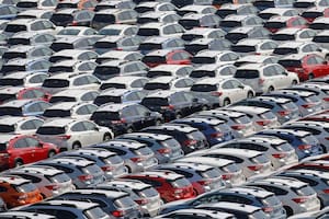 Los autos en la Argentina cuestan al menos 33% más que en Brasil y 63% más que en México