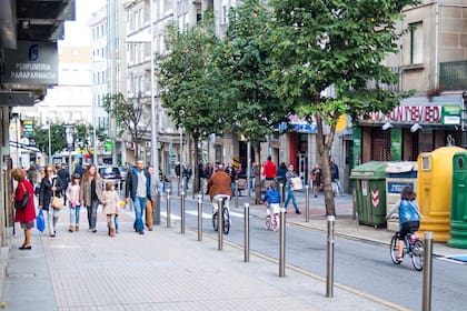 Las veredas en Pontevedra tienen que medir 2,5mts; si no, la calle se construye para tránsito único