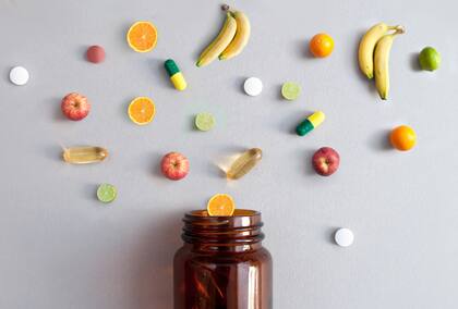 Las vitaminas juegan un papel importante en el bienestar personal y no consumirlas en cantidades recomendadas puede devenir en problemas futuros