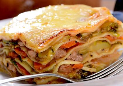 Lasaña con carne de cerdo para los amantes de las pastas