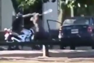 Quién es el motociclista que mató a golpes a un conductor en una pelea de tránsito