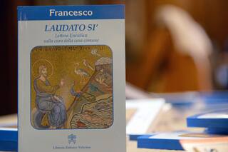 ¿De qué habla la primera encíclica de Francisco?