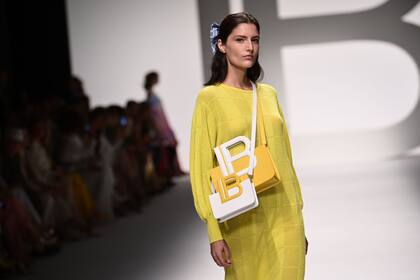 Laura Biagiottis en Milán Fashion Week