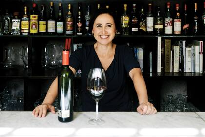 Laura Catena: "Siempre digo que en Mendoza queremos hacer vinos y muchas veces nos encontramos con un camino de tierra para acceder al viñedo. En otros países eso no pasa y este déficit no nos ayuda a la hora de ser competitivos en materia de exportaciones"