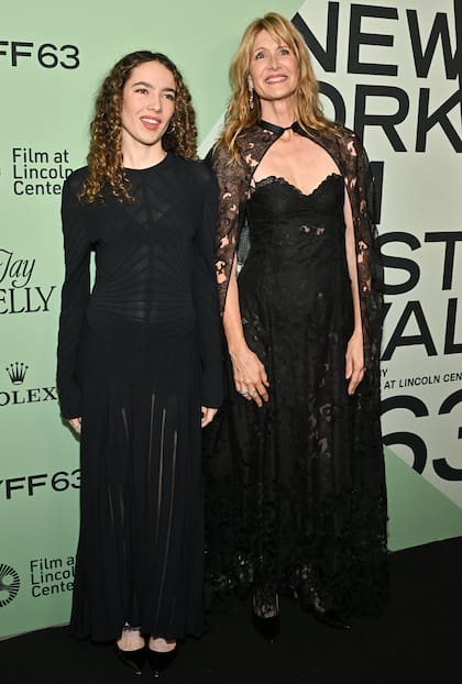 Laura Dern, otra de las protagonistas, posó junto a su hija, Jaya Harper