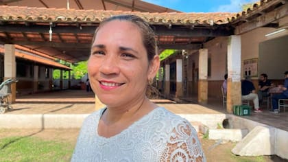 Laura Díaz comenta que hubo enormes conflictos entre los residentes y los miembros de la organización religiosa durante años.