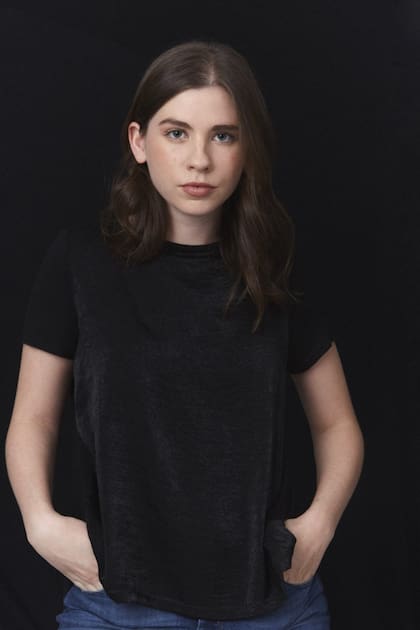 Laura Grandinetti tiene 26 años, es actriz, estudió Curaduría y gestión cultural y está próxima a hacer su debut como directora de una miniserie